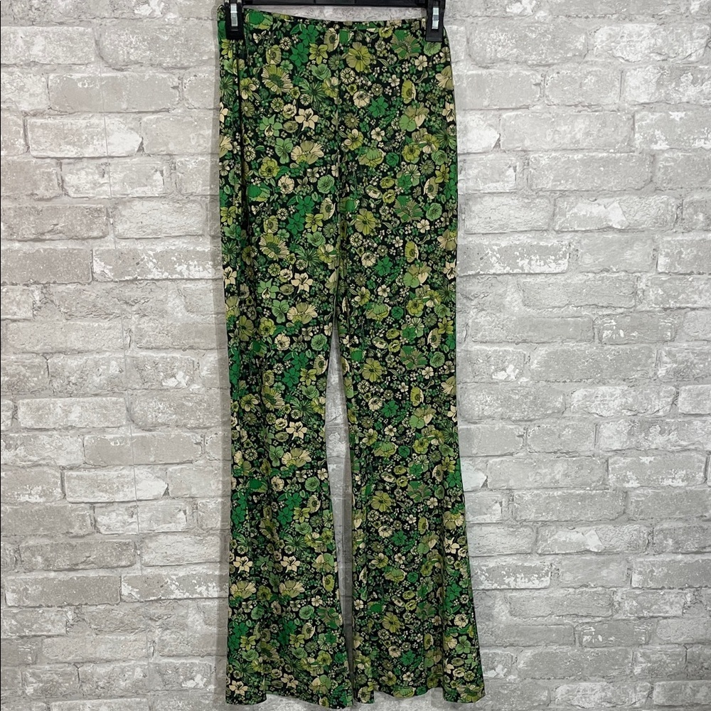 Zara Green and Black Floral Pull On Flare Pants